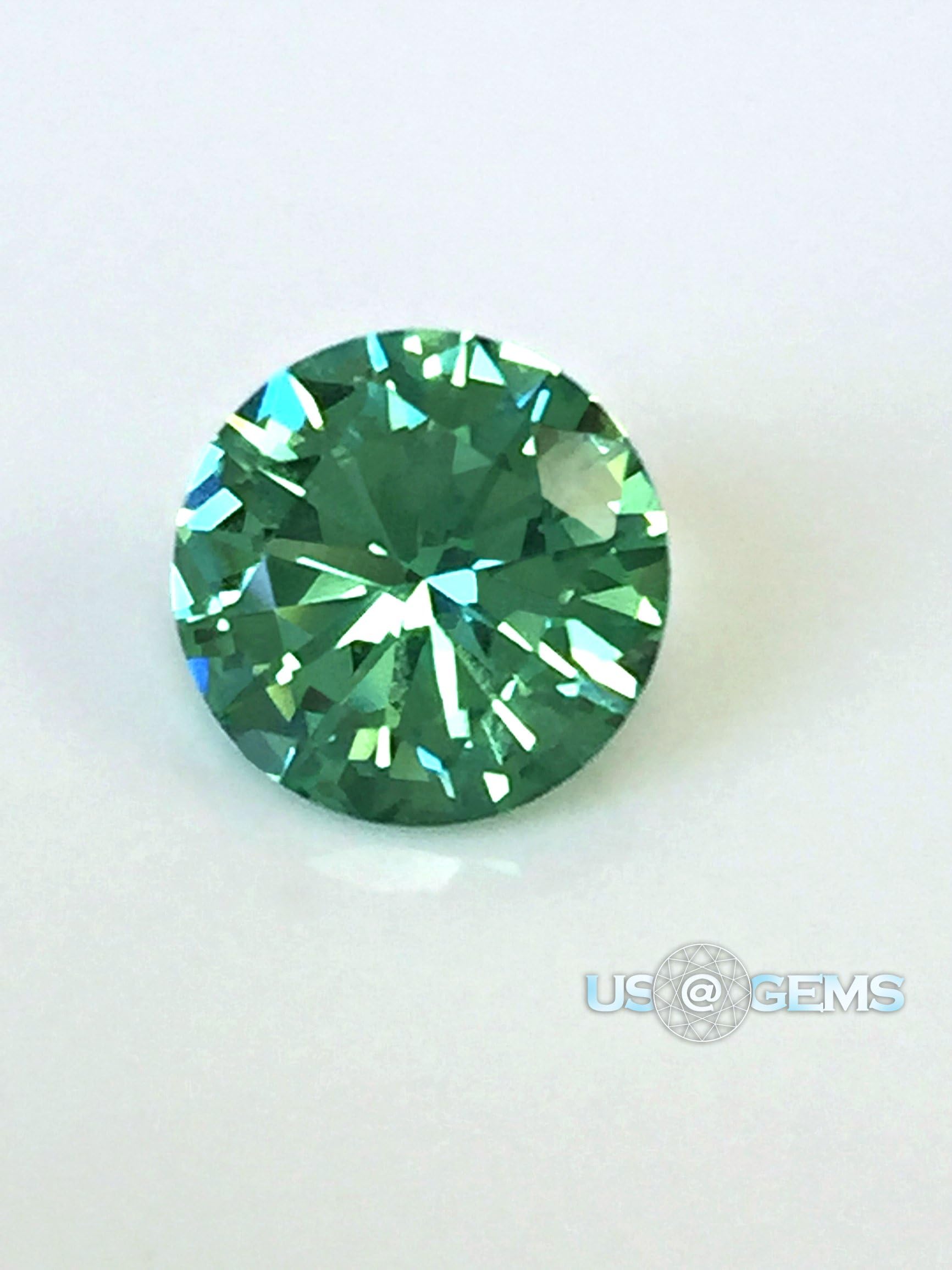 Emerald Yellowish Green #114. Round 3mm. SIAMITE. Created Gemstone. US@GEMS