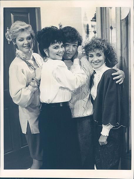 Amazon Co Jp ビンテージ写真 1986年 プレス 写真 女優 ジーンズ スマート アニー ポット デルタ バーク ジョージ ニューバーン 7x9 ホーム キッチン