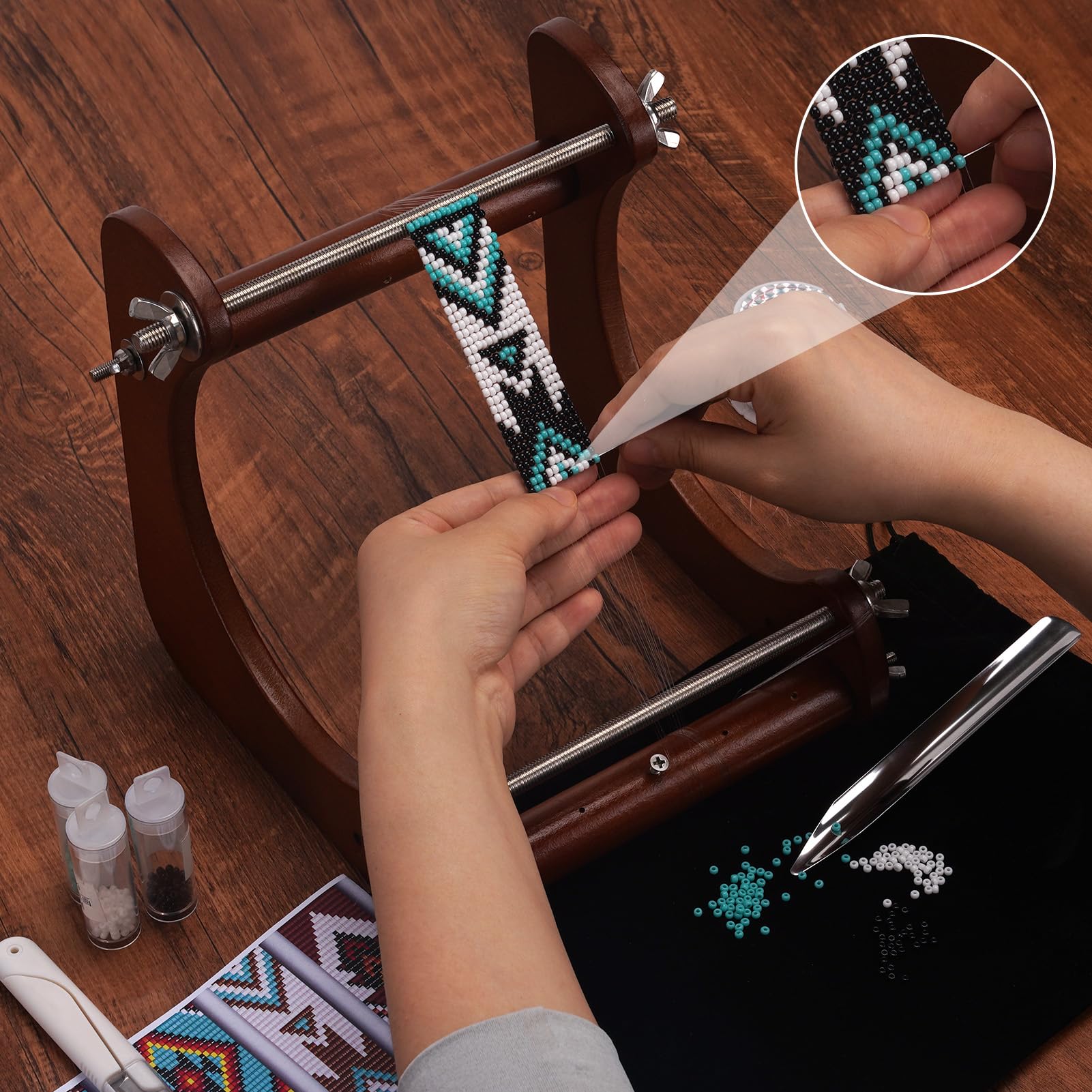 Bead Loom Kit, Wood Loom Beading Supplies with Detailed Instructions, Practical Bracelet Loom Jewelry Making Accessories (Dark Brown)