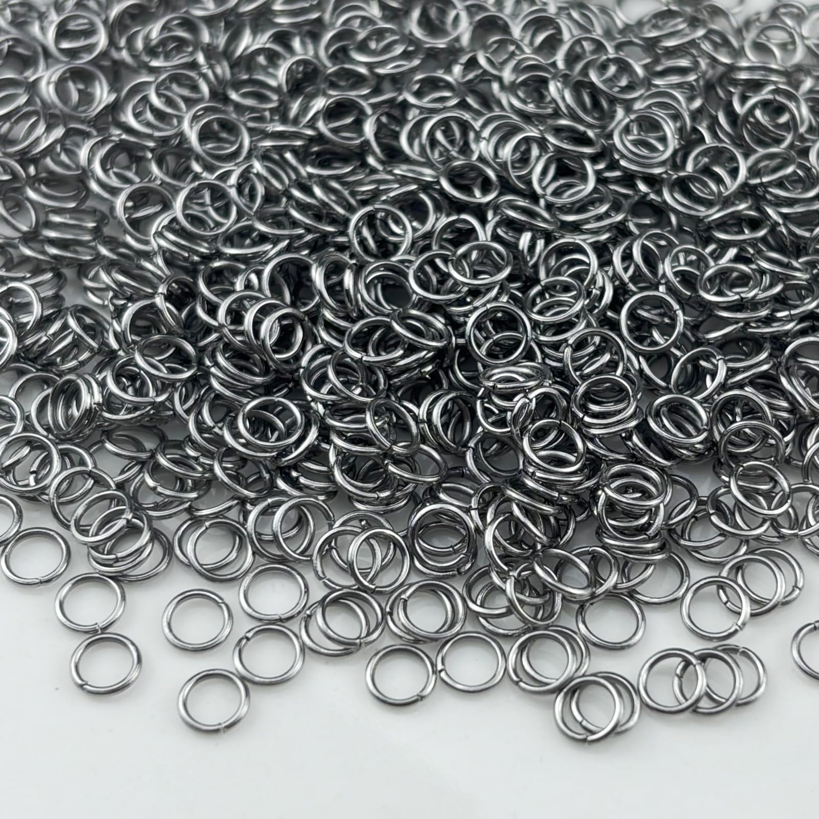 Photo 1 of 1000pcs 4mm Stainless Steel Jump Rings Connector Rings for DIY Craft Jewelry Making Necklaces Bracelet Earrings Keychains