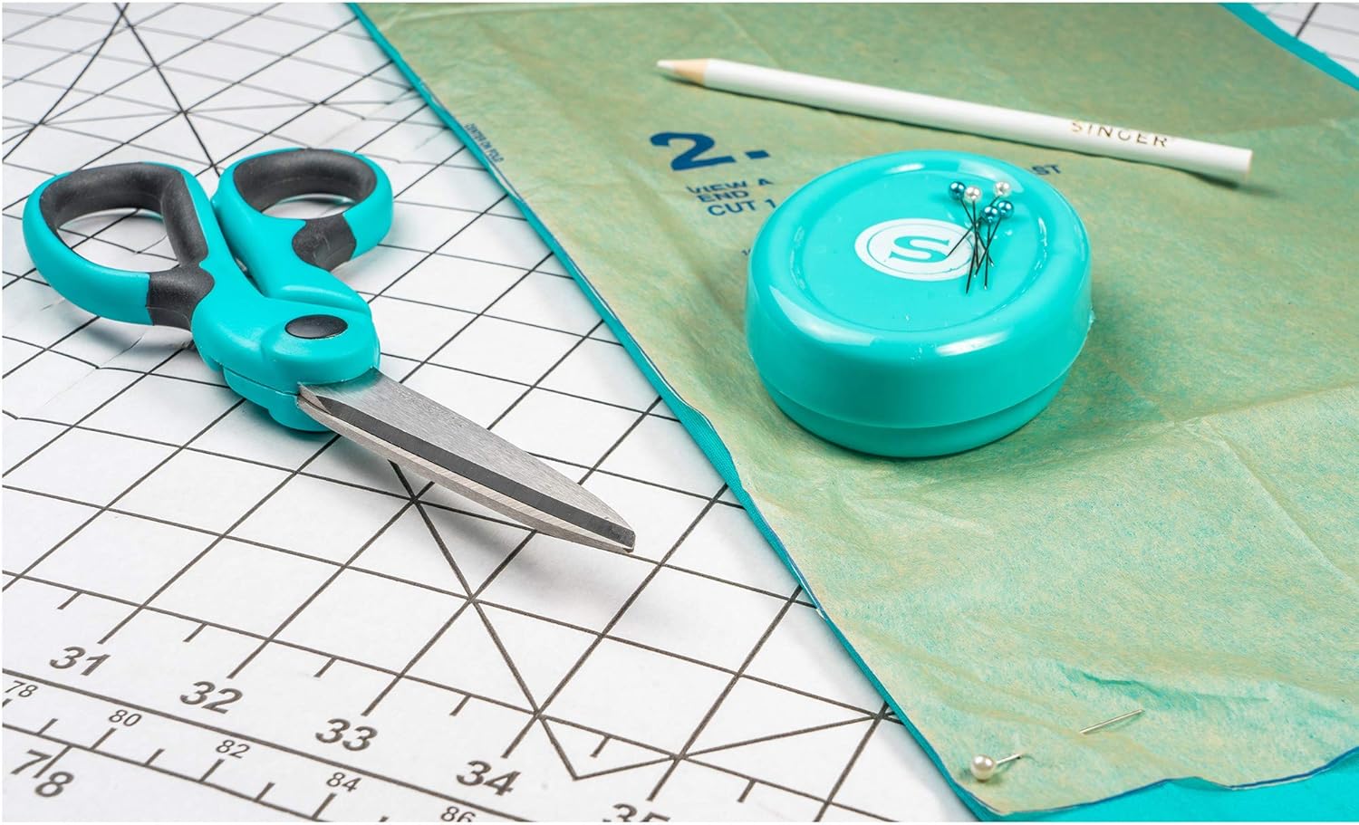 SINGER 00561 8-1/2-Inch ProSeries Heavy Duty Bent Sewing Scissors, Teal
