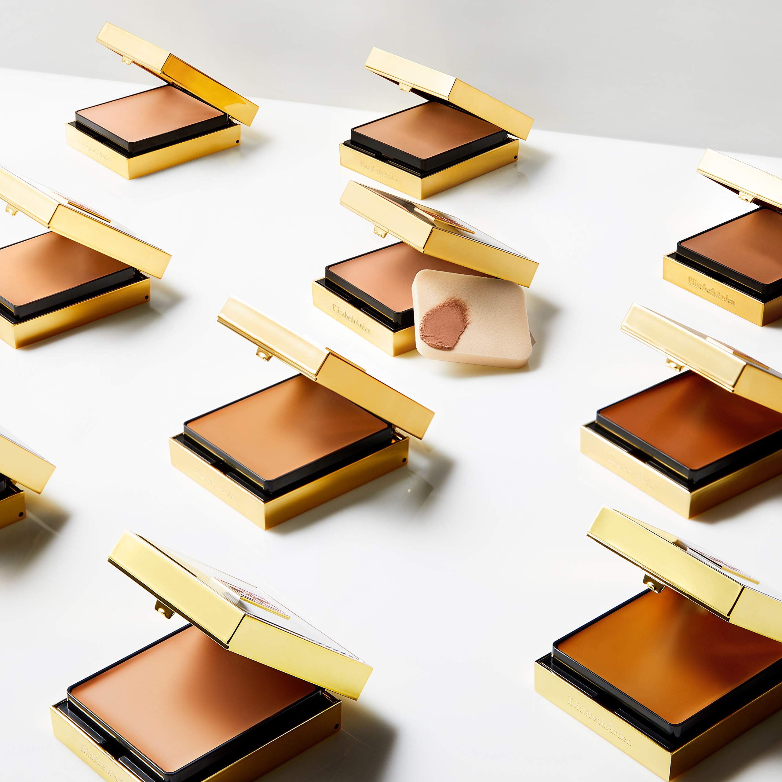 Elizabeth Arden Flawless Finish Sponge-On Cream Makeup, Longwear Moisturizing Medium-to-Full Coverage, 0.8 oz