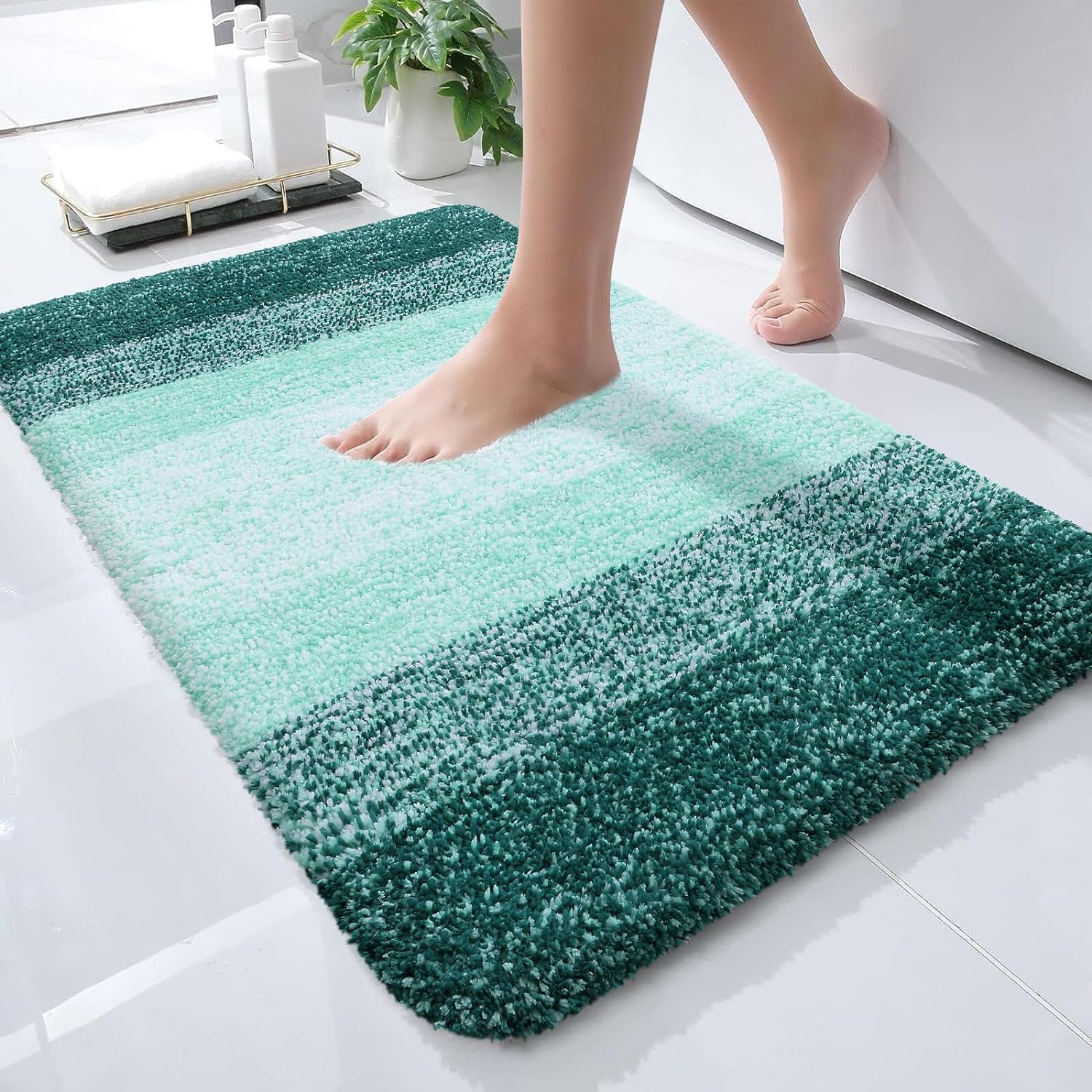 smiry Microfiber Bath Mat, 40 x 60 cm, Non-Slip Super Absorbent Bathroom Mat, Extra Soft Thick Floor Foot Mat, Fluffy Shaggy Bath Mats Rugs for Bathroom, Hunter Green