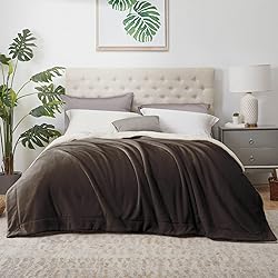 Walensee Sherpa Fleece Blanket