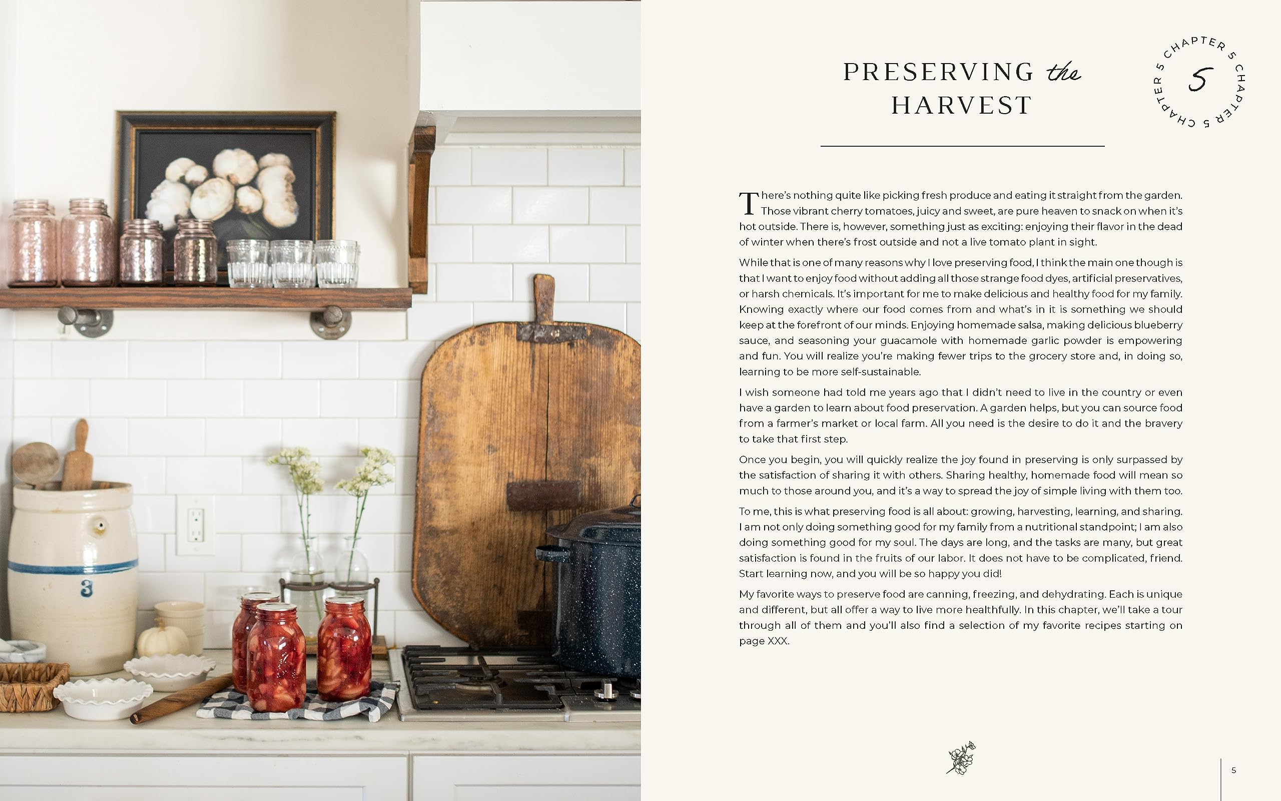 Simple Country Living: Techniques, Recipes, and Wisdom for the Garden, Kitchen, and Beyond