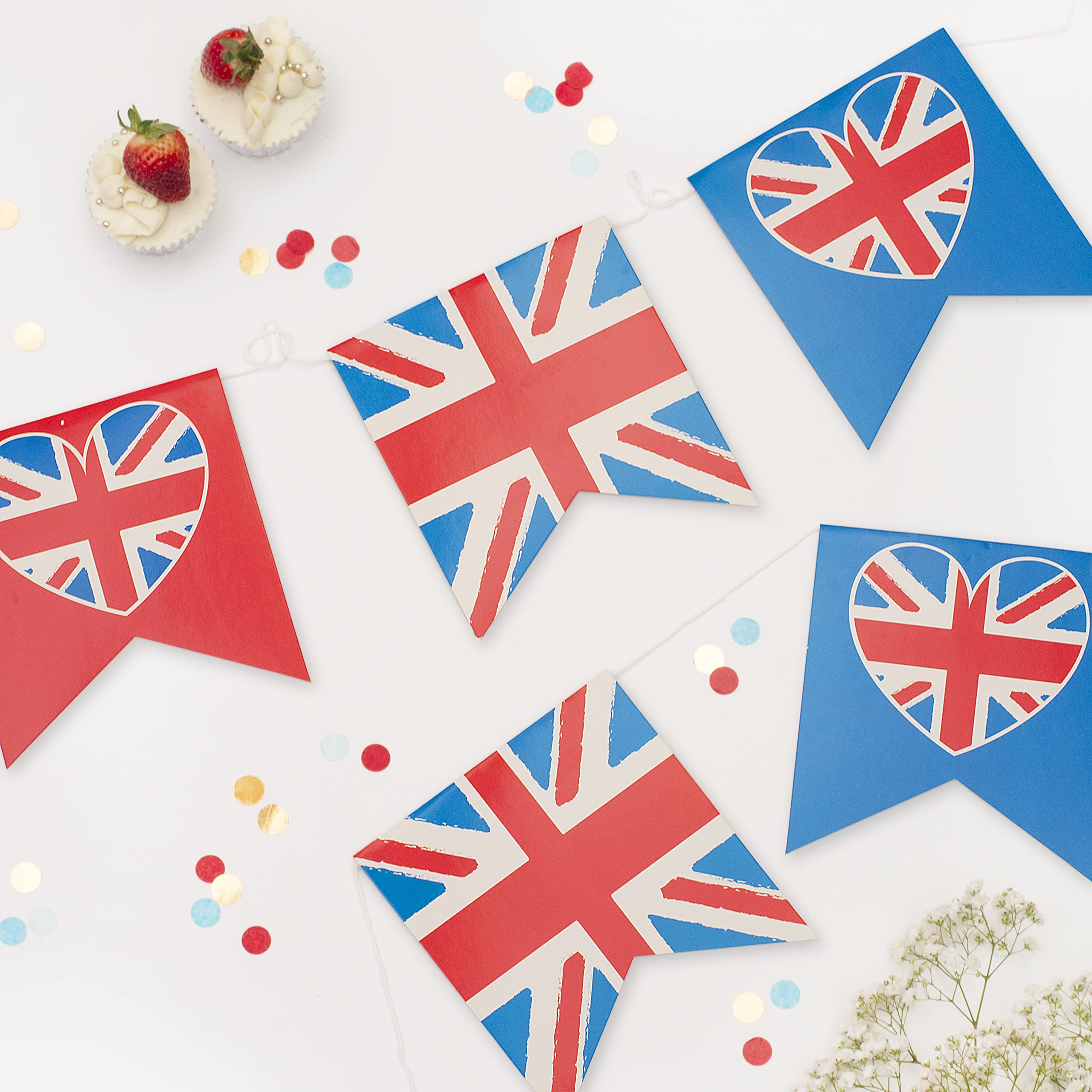 On The Wall Union Jack Bunting - 4 metres - Queens Jubilee, Street Party, Eurovision, Birthdays, Christmas, New Year, Any Celebration Party Bunting