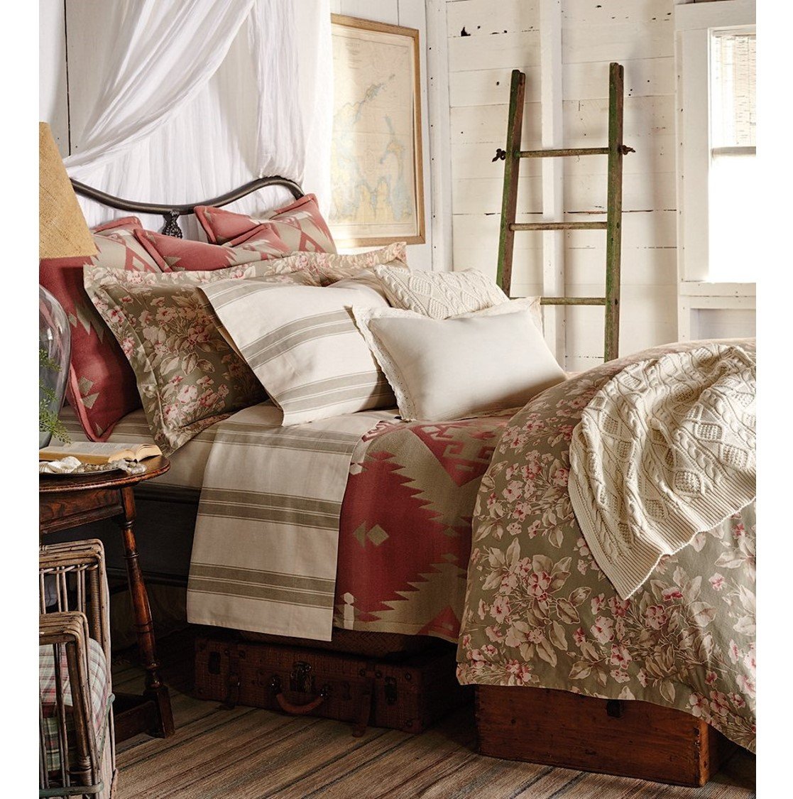 Ralph Lauren Antigua Bedding Queen - Prism Contractors