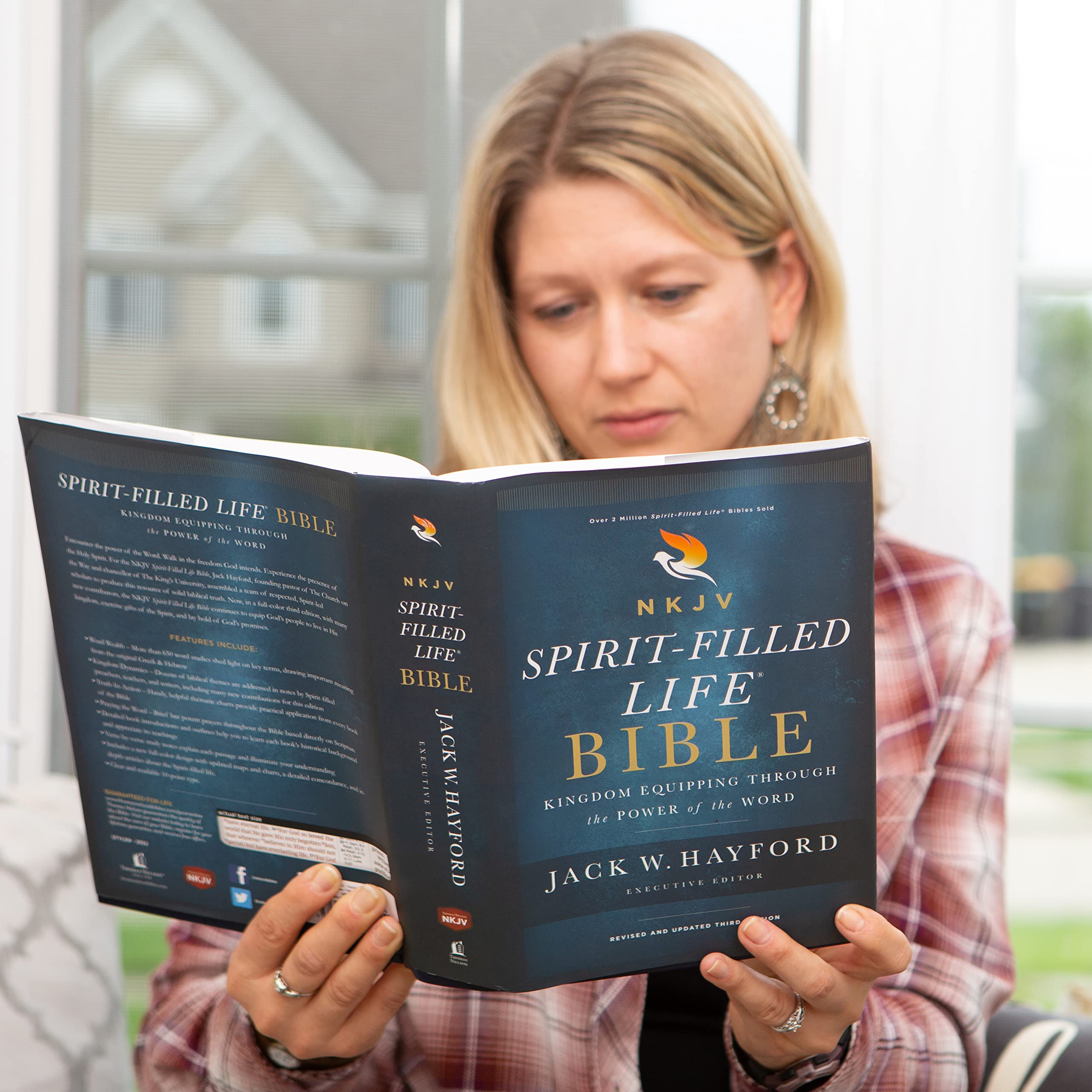 NKJV, Spirit-Filled Life Bible, Third Edition, Hardcover, Red Letter, Comfort Print: Kingdom Equipping Through the Power of the Word