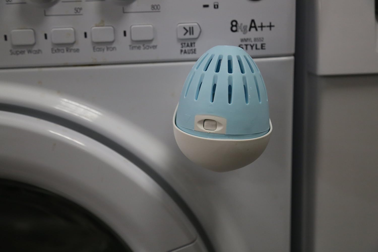 Eco Egg Laundry Egg Holder, Breathable Cup with Suction Pad to Securely Your Washing Pellets - Image 4