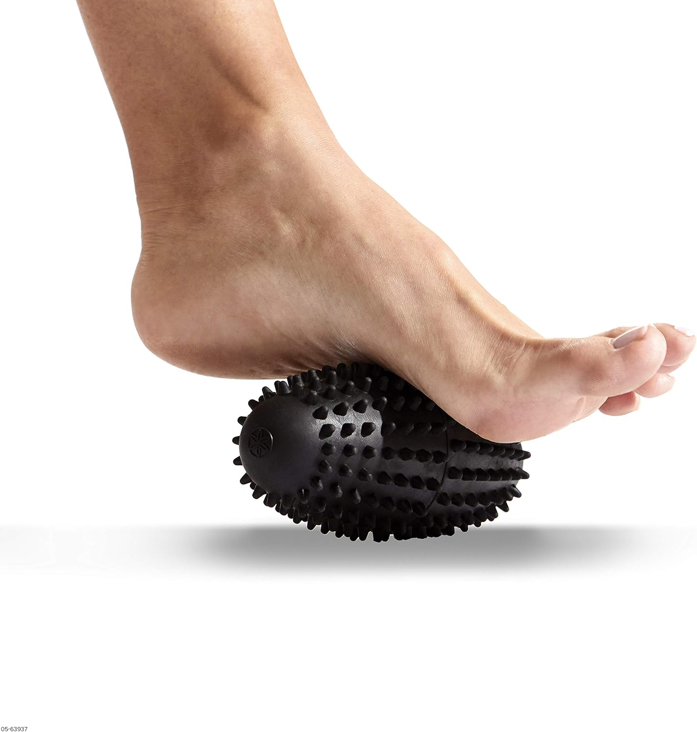 Gaiam Restore Vibrating Foot Roller - Vibration Massage Therapy Ergonomic Textured Massager Ball for Plantar Fasciitis, Myofascial Pain, Arch and Sore Feet (Includes 2 AAA Batteries), Black: Sports & Outdoors