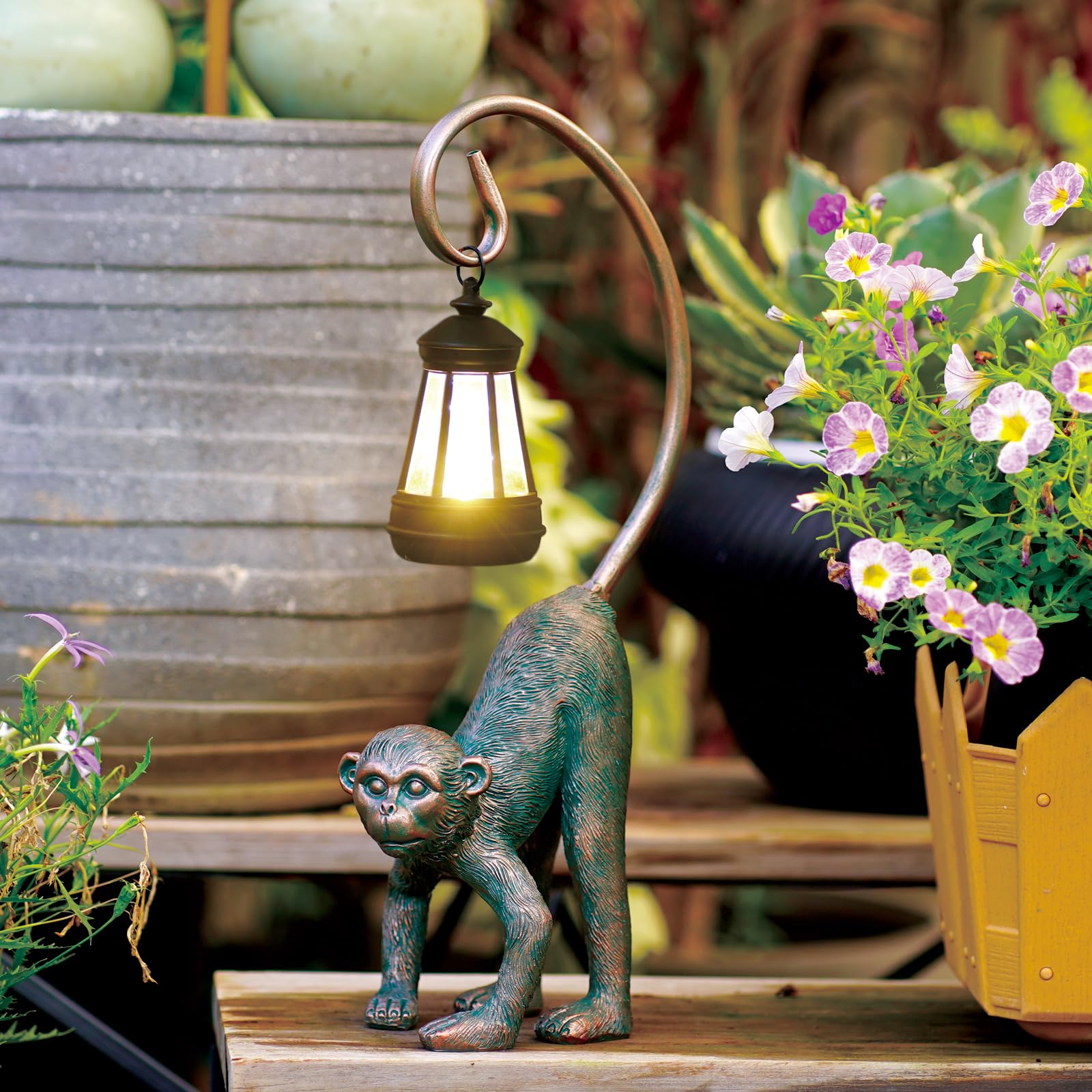Goodeco Monkey Statue Solar garden ornaments Tail Hanging Solar Lantern - Home Lawn Decor Monkey Garden Accessories for Patio,Balcony,Garden Gifts For Women/Men/Mom Copper 41.5cm