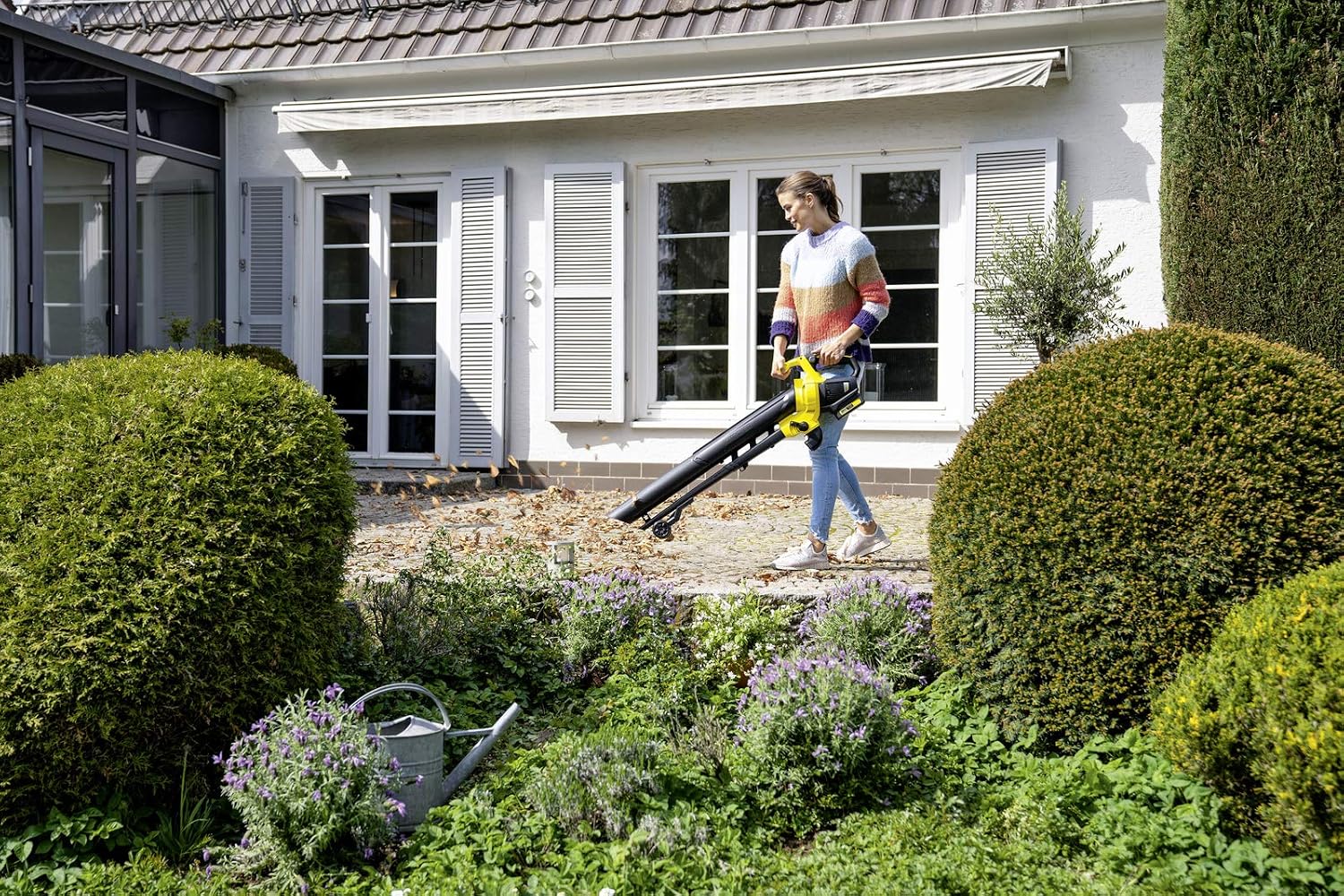Kärcher BLV 18-200 Cordless Battery Blower Vac with mulching function, air speed: 200km/h, collection box volume: 45l - Image 3