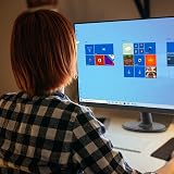 Lenovo D32u-40 32 Inch 4K UHD 2160p 60Hz PC Monitor VA HDMI DP view 3
