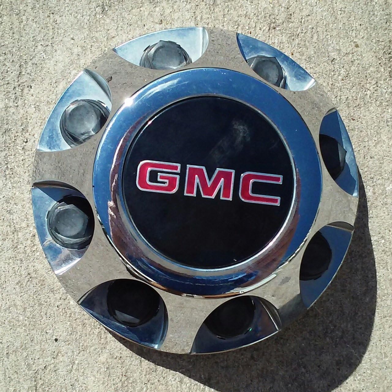 OEM GMC Sierra 3500 2500 HD 20112014 Wheel Center Cap HUBCAP 9597819 HOL 5499, Center Caps