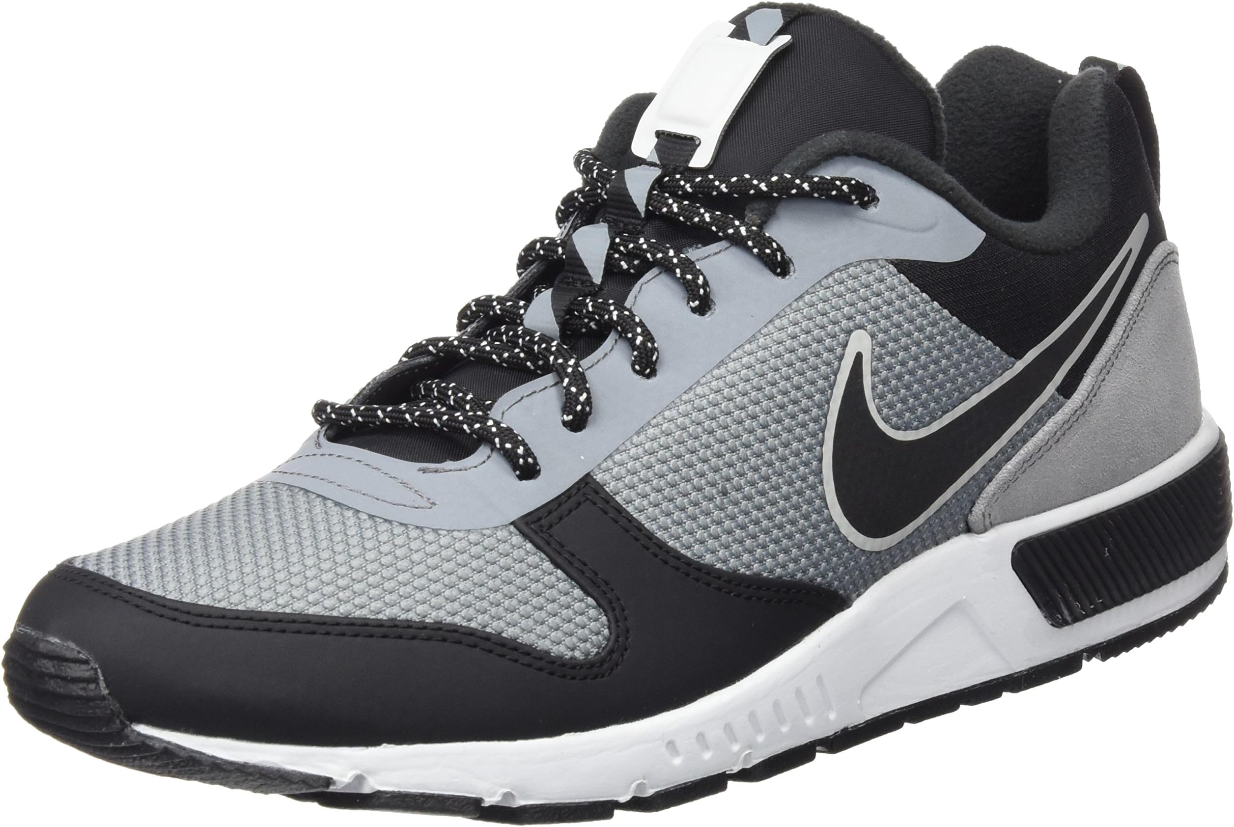 Nike Men's Nightgazer Trail Gymnastics Shoes