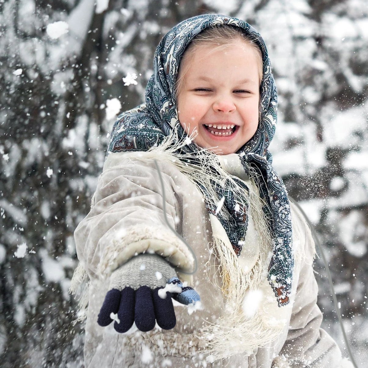 Vbiger Kinder Winter Handschuhe Warm Stretchy Gestrickte Bequeme Handschuhe Fäustlinge Soft Magic Handschuh Kälte Handschuhe für 4-8 Jahre Alt
