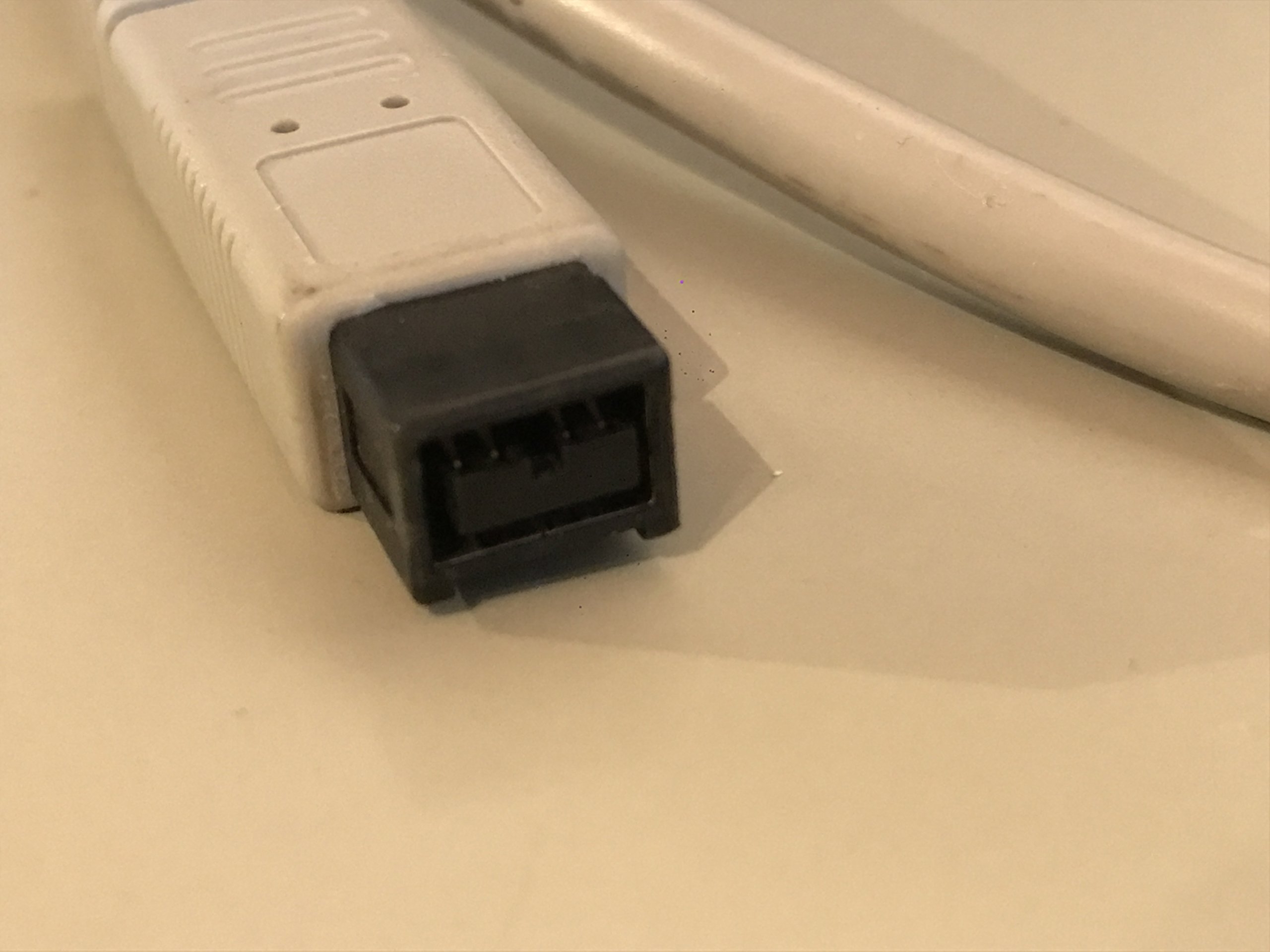 Hama Cable FireWire 800 (IEEE 1394b) 9-Pin Male / 9-Pin Male