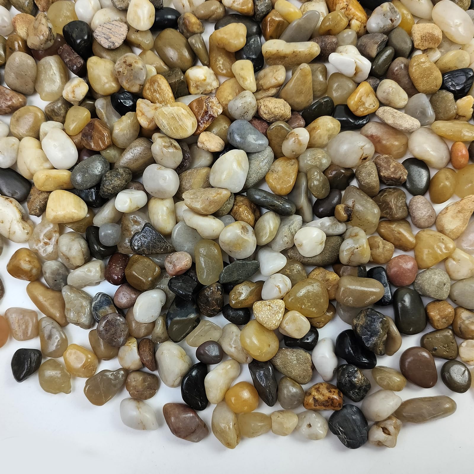Photo 1 of FANTIAN Poilished Fish Tank Gravel, 3/8 Inch Pebbles for Indoor Plants, Decorative Stones River Rocks for Succulent Soil Cover, Cactus, Aquarium, Vase Filler and Outdoor Garden Landscaping