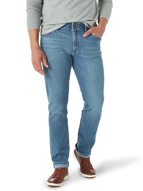 Lee Men's Extreme Motion Straight Taper Jean Scott 42W x 30L