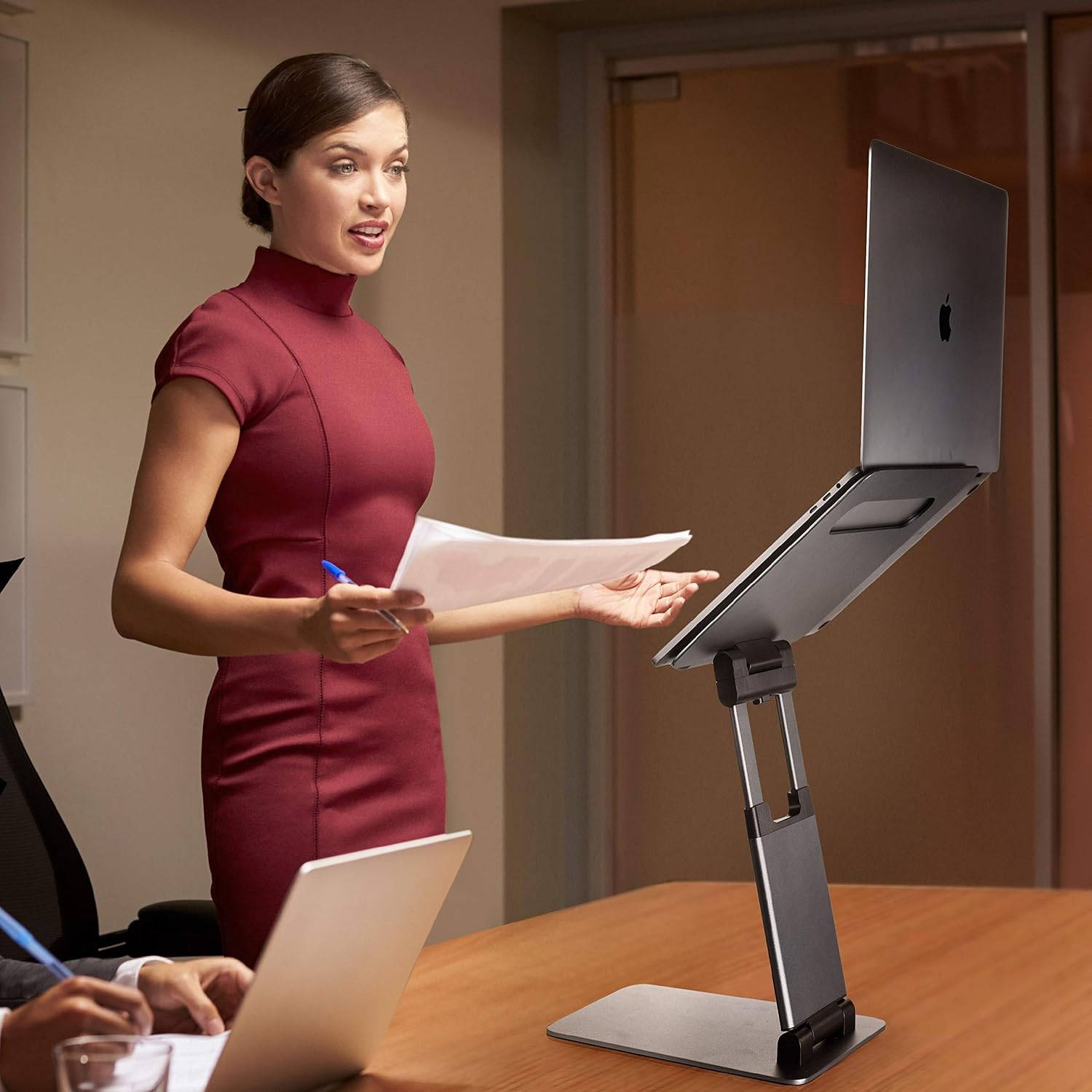 Ergonomic Laptop stand for desk, Adjustable height up to 20", Laptop riser computer stand for laptop, Portable laptop stands, Fits MacBook, Laptops 10 15 17 inches, Laptop holder and Laptop desk stand: Electronics