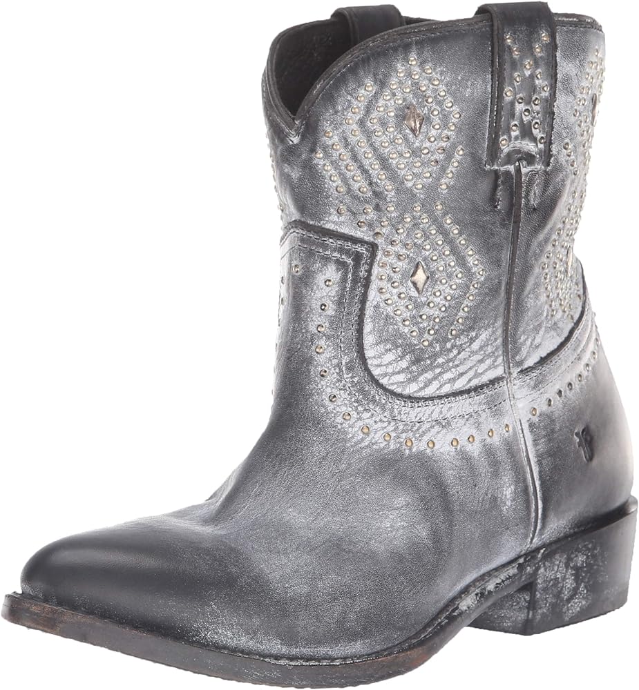 short cowgirl boots black