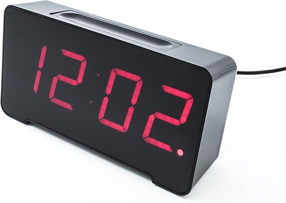 Amazon Com Sandman Clocks Charging Station 4 Usb Ports For Charging Auto Dimming Display Large Red 12 24hr Display Black Home Kitchen