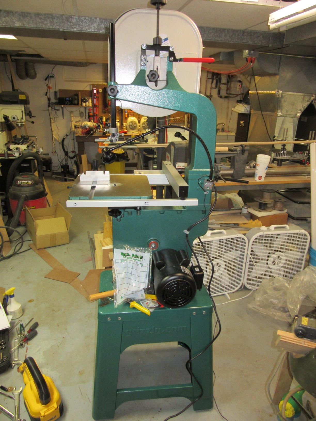 35/mo Finance Grizzly Industrial G055514" 1 HP Bandsaw Buy Now