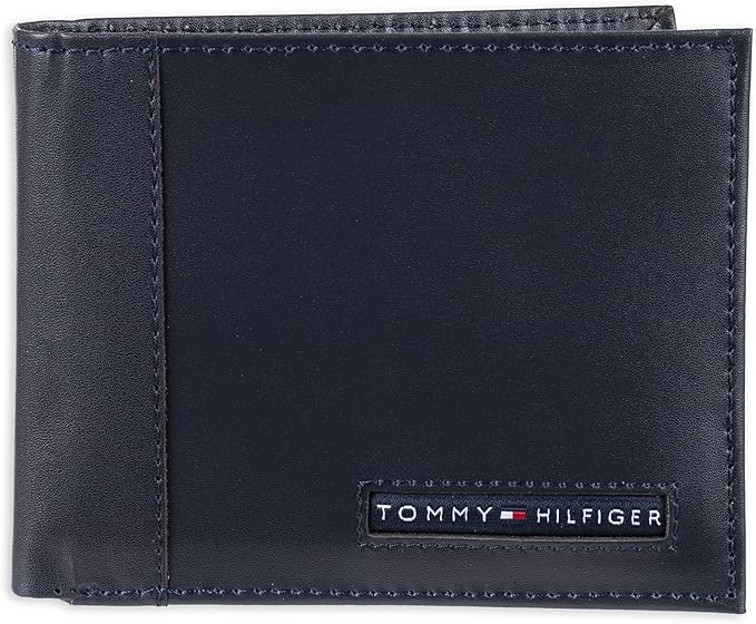 Amazon Co Jp トミーヒルフィガー Tommy Hilfiger 二つ折り 財布 メンズ レザー ウォレット パスケース付 小物 アクセサリー ネイビー 服 ファッション小物