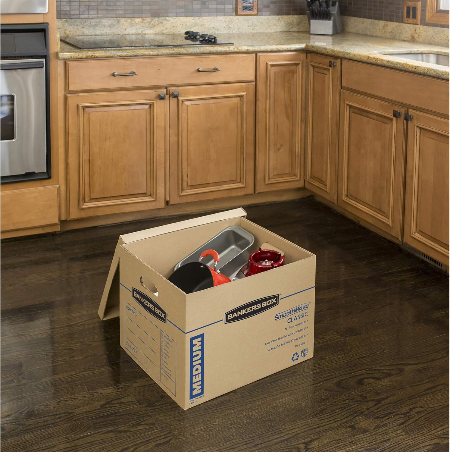 Bankers Box SmoothMove Classic Moving Boxes, Tape-Free Assembly, Easy Carry Handles, Medium, 18 x 15 x 14 Inches, 10 Pack (7717204) : Office Products