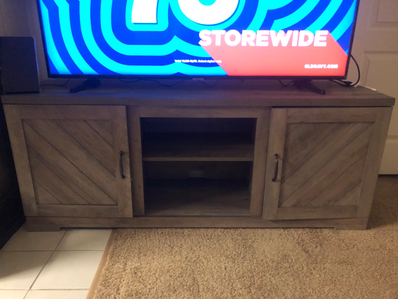 48/mo Finance BELLEZE Modern Farmhouse Electric Fireplace TV Stand