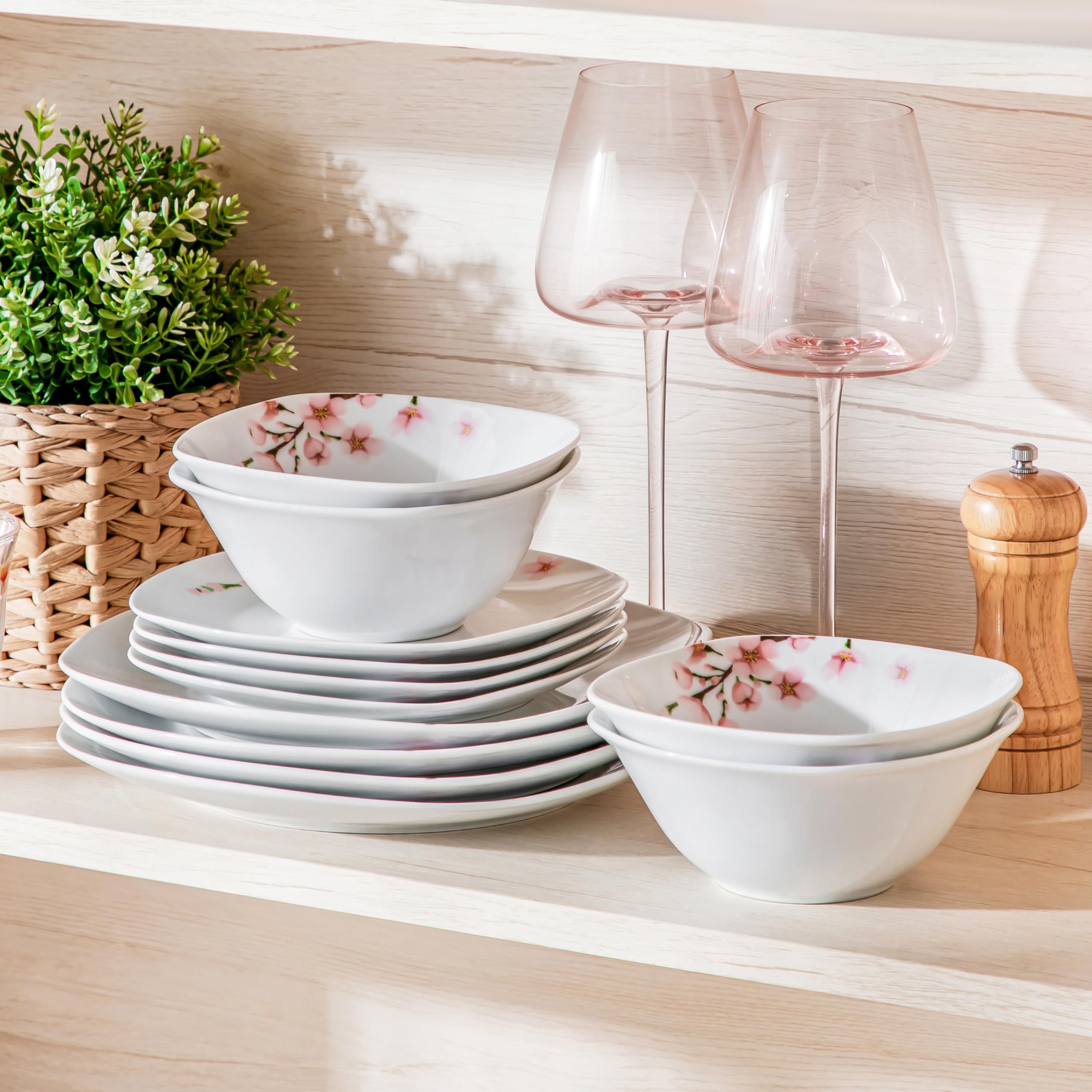 Porcelain Dinnerware Set