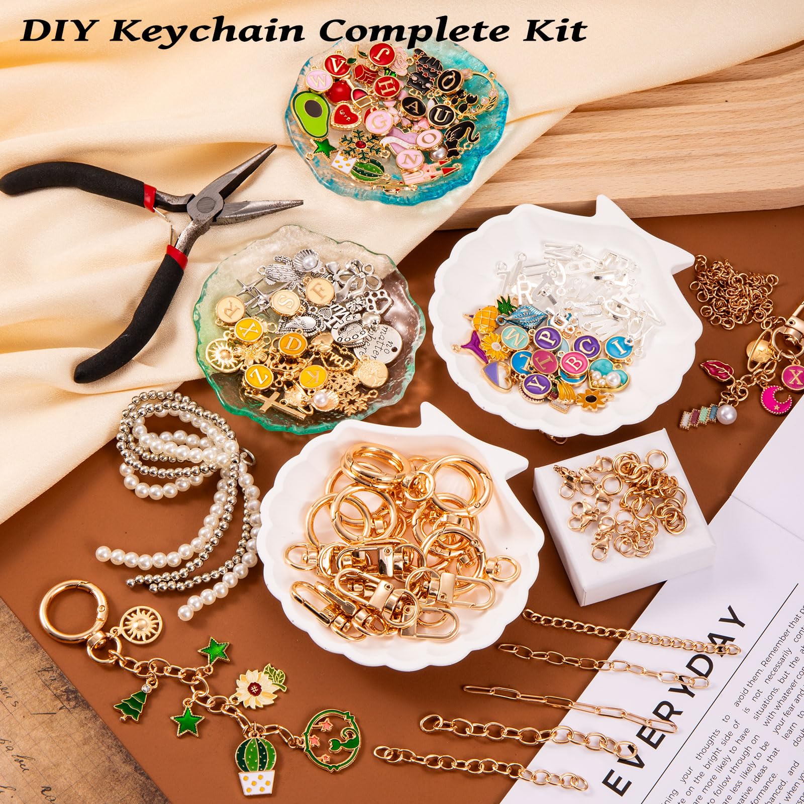Wurosi 325Pcs Keychain Making Kit, Including 20 Keychain Clips 25 Extender Chain 118 Charms Jewelry Plier, Bag Charm Kit, Keychains Making Supplies for DIY Crafting and Jewelry Making