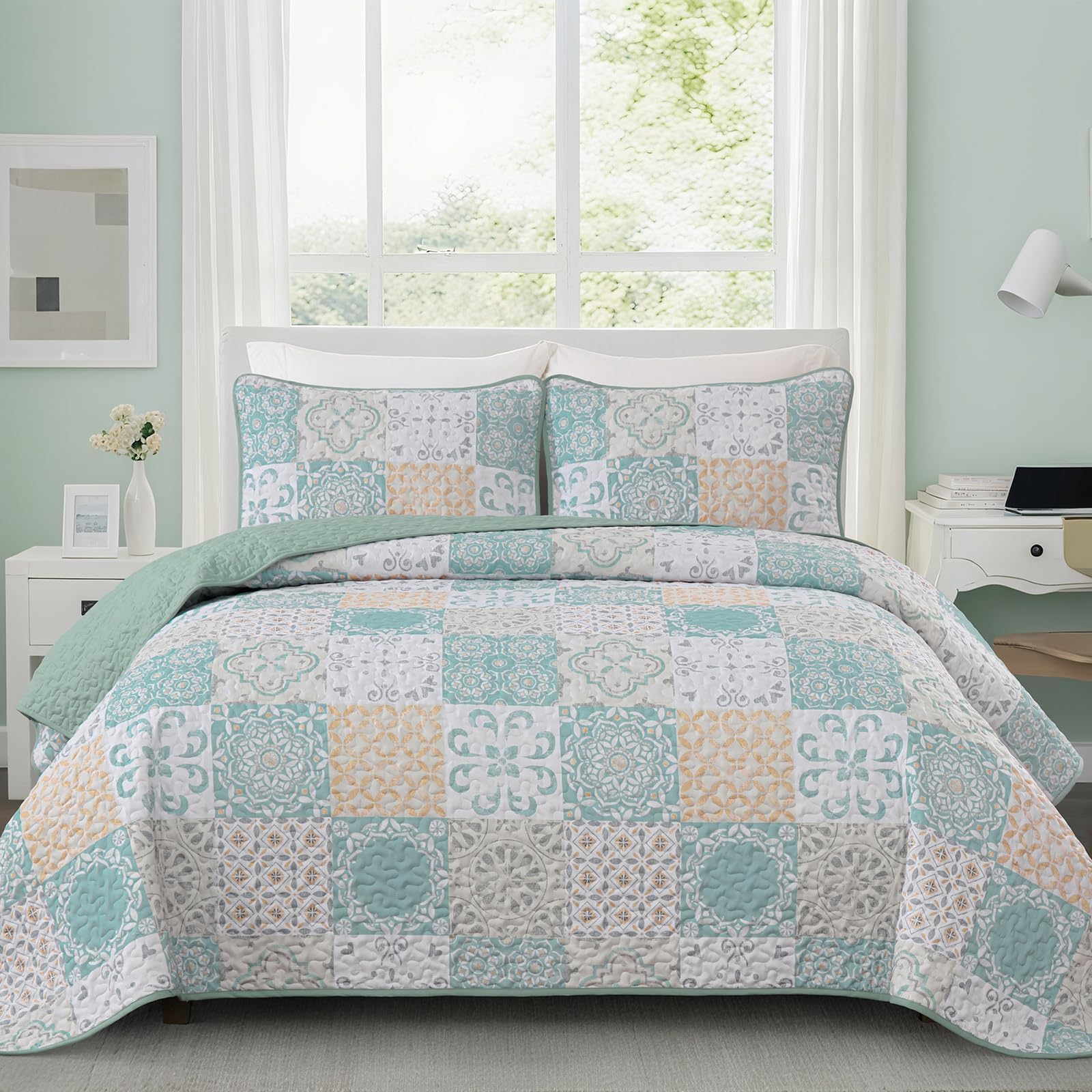 Dobuyly Patchwork King Size Quilt Set 3 Pieces Sage Green Yellow Boho Plaid Bedspreads, Summer Plaid Floral Coverlet Set, Soft Lightweight Microfiber Quilted Bedding Set for All Seasons 110"x90" Image