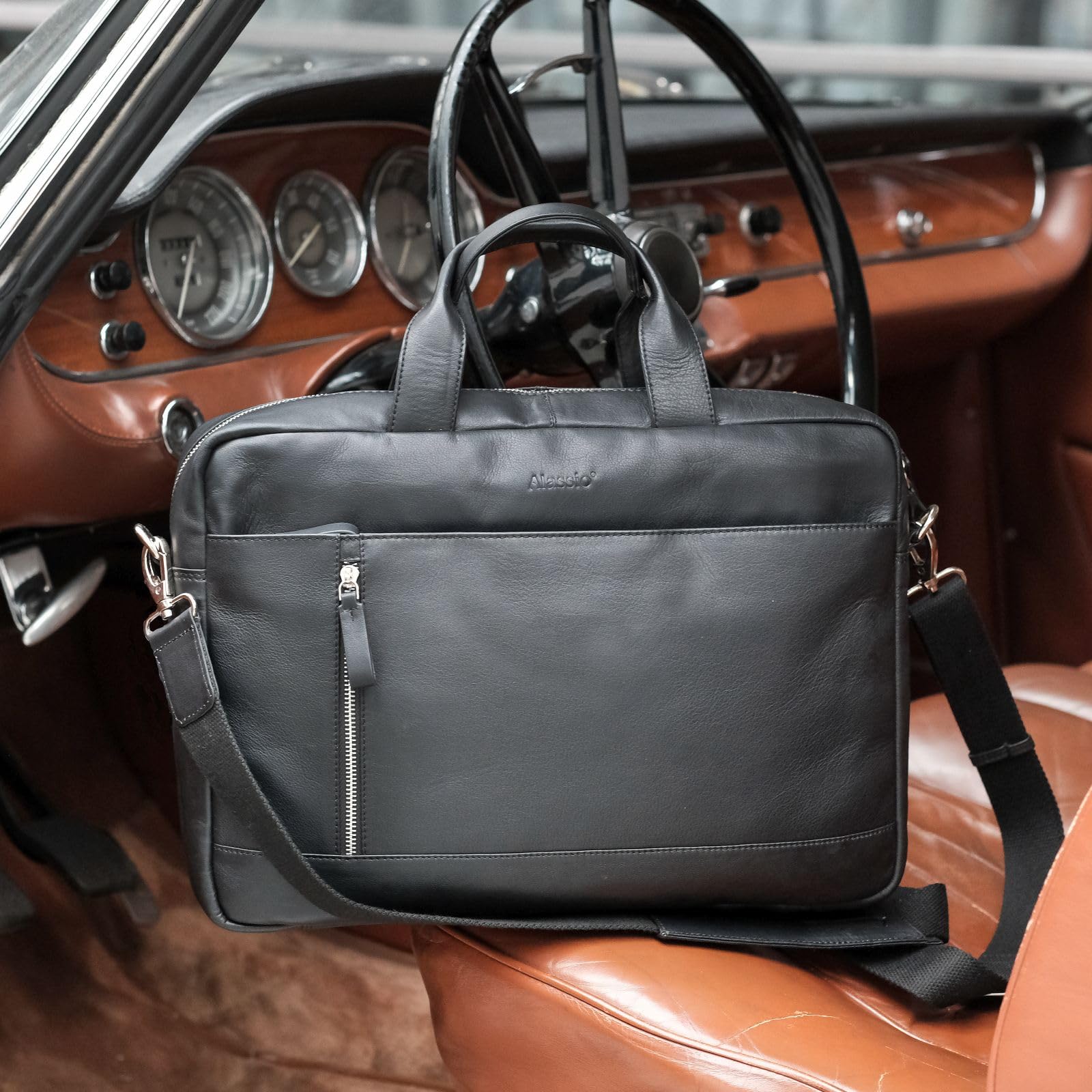 Alassio 47034 - Laptoptasche Tiber, Schultertasche für 15 Zoll Notebooks, Umhängetasche aus Echtleder, Tasche mit gepolstertem Laptopfach und Reißverschluss Hauptfach in schwarz, ca. 28 x 41 x 9,5 cm 9