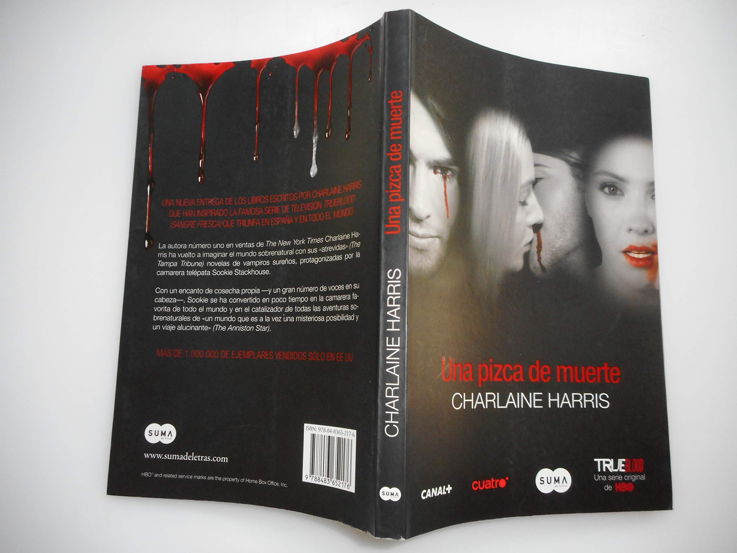 Portada de Una pizca de muerte (FUERA DE COLECCION SUMA.)