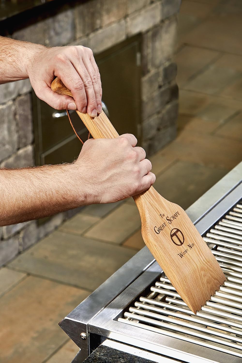 Amazon Com Great Scrape Woody Nub 16 The Ultimate Bbq Cleaning Tool Wood Grill Scraper Garden Outdoor