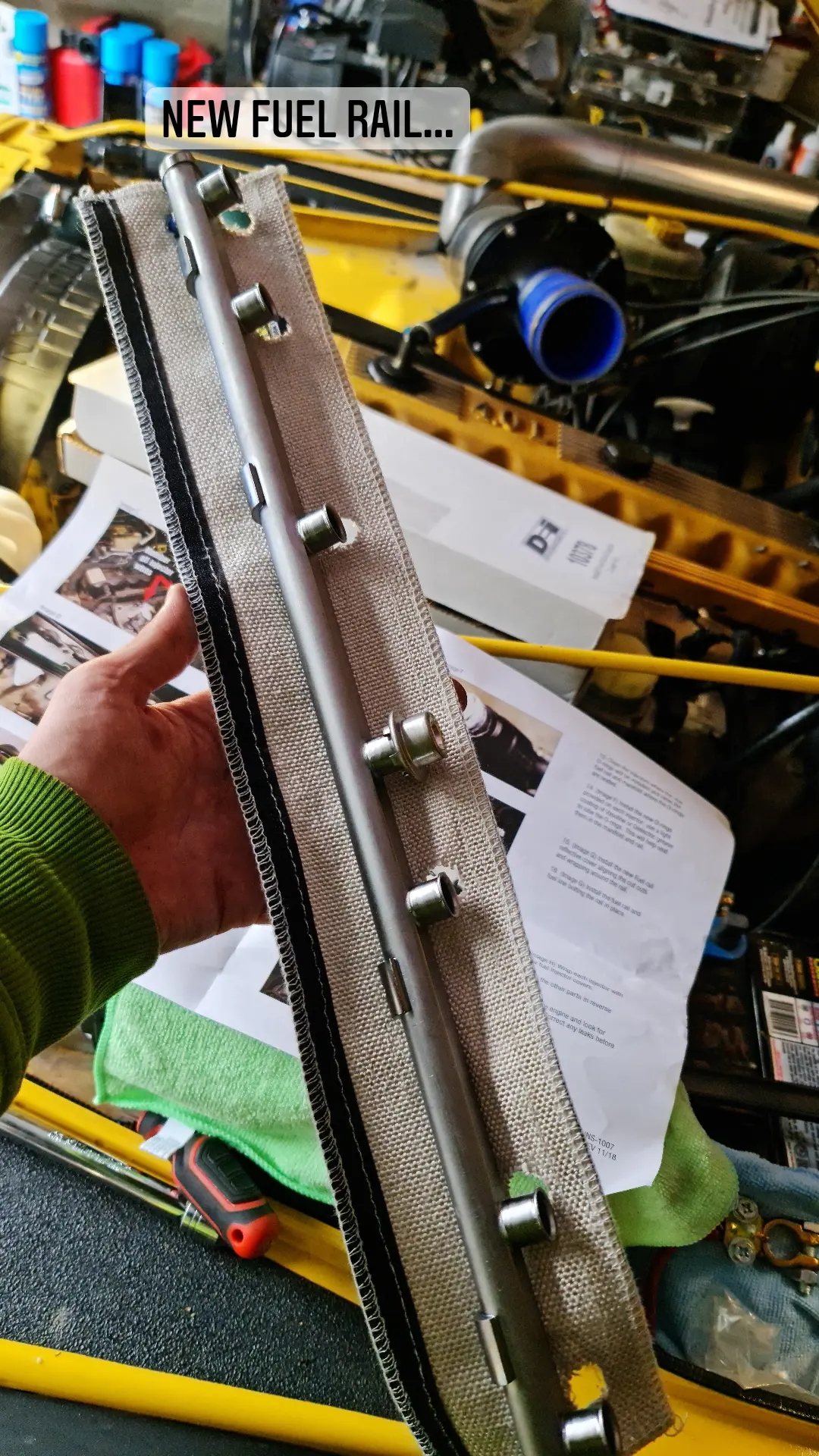 DEI JEEP FUEL RAIL & INJECTOR COVER KIT 19972004 JEEP 4.0L HEAT SHIELD