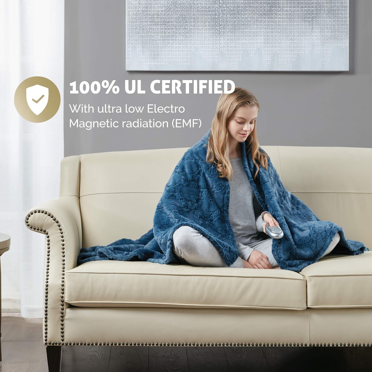 Hyde Lane Faux Fur Electric Blanket Throw | Premium Soft Heated Blankets | Blue, 50x60 Inch | Fuzzy, Pilling Resistant with Brushed Underside | 3 Heat Settings | Auto-Shutoff | Machine-Washable: Kitchen & Dining