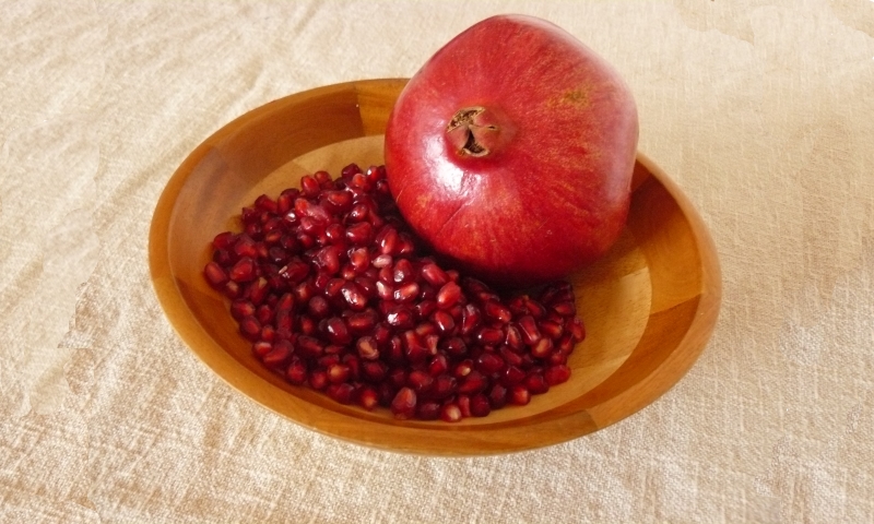 Pomegranate Deseeder - Thumbnail 2