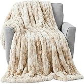 Lavish Home Oversized Ruched Faux Fur Blanket - 60x80-Inch Jacquard Faux Fur Queen-Size Throw for Sofas and Beds - Luxurious Bedding (Beige)