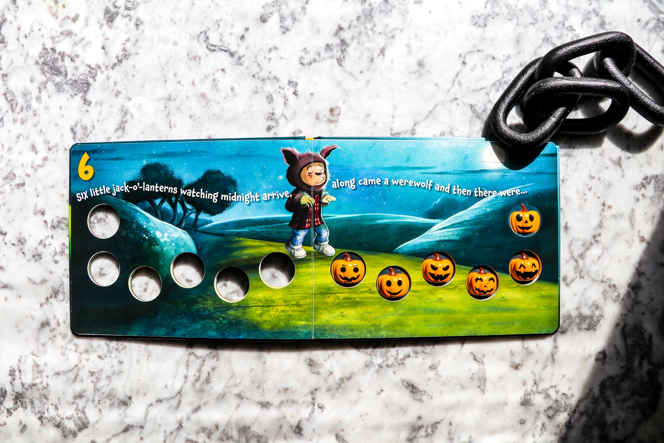 Ten Little Jack O Lanterns: A Counting Storybook (1) Sep 28, 2021