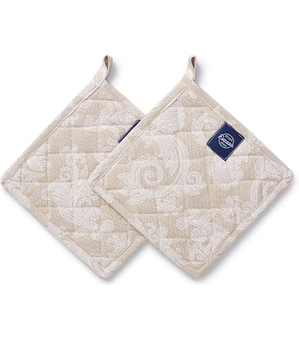 Creative Co-Op Cotton & Linen Pot Holder - 8x8 Inch Green & White Scandinavian Print