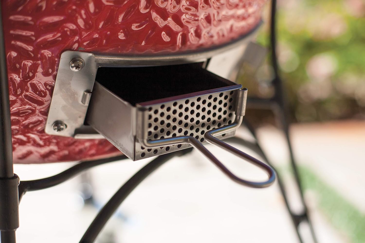 Kamado Joe KJ23RH Classic I Smoker BBQ, Outdoor Charcoal Barbecue Grill In Red With Cast Iron Cart, Heat Deflectors And Ash Tool - Image 5