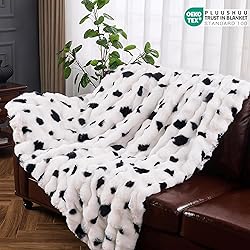 PLUUSHUU Faux Fur Throw Blanket for Couch, Fluffy