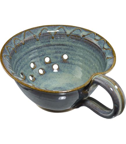 Amazon.com | Wedgwood Strawberry & Vine (Bone) 10