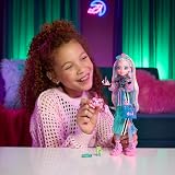 Monster High Lagoona Blue Doll with Pet Neptuna Piranha Accessories view 2