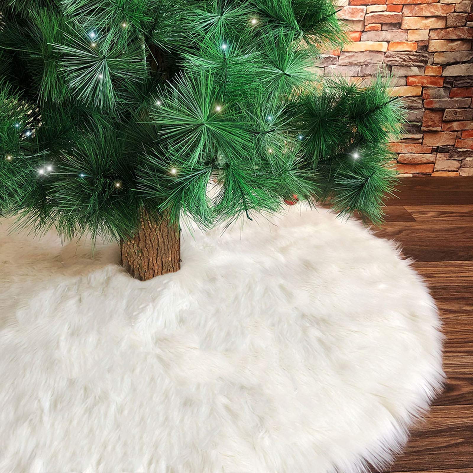 Deggodech Snow Fur Christmas Tree Skirt Base Cover 122cm White Plush Xmas Tree Skirt Mat for Christmas New Year Party Holiday Home Decorations (Snow, 48inches)