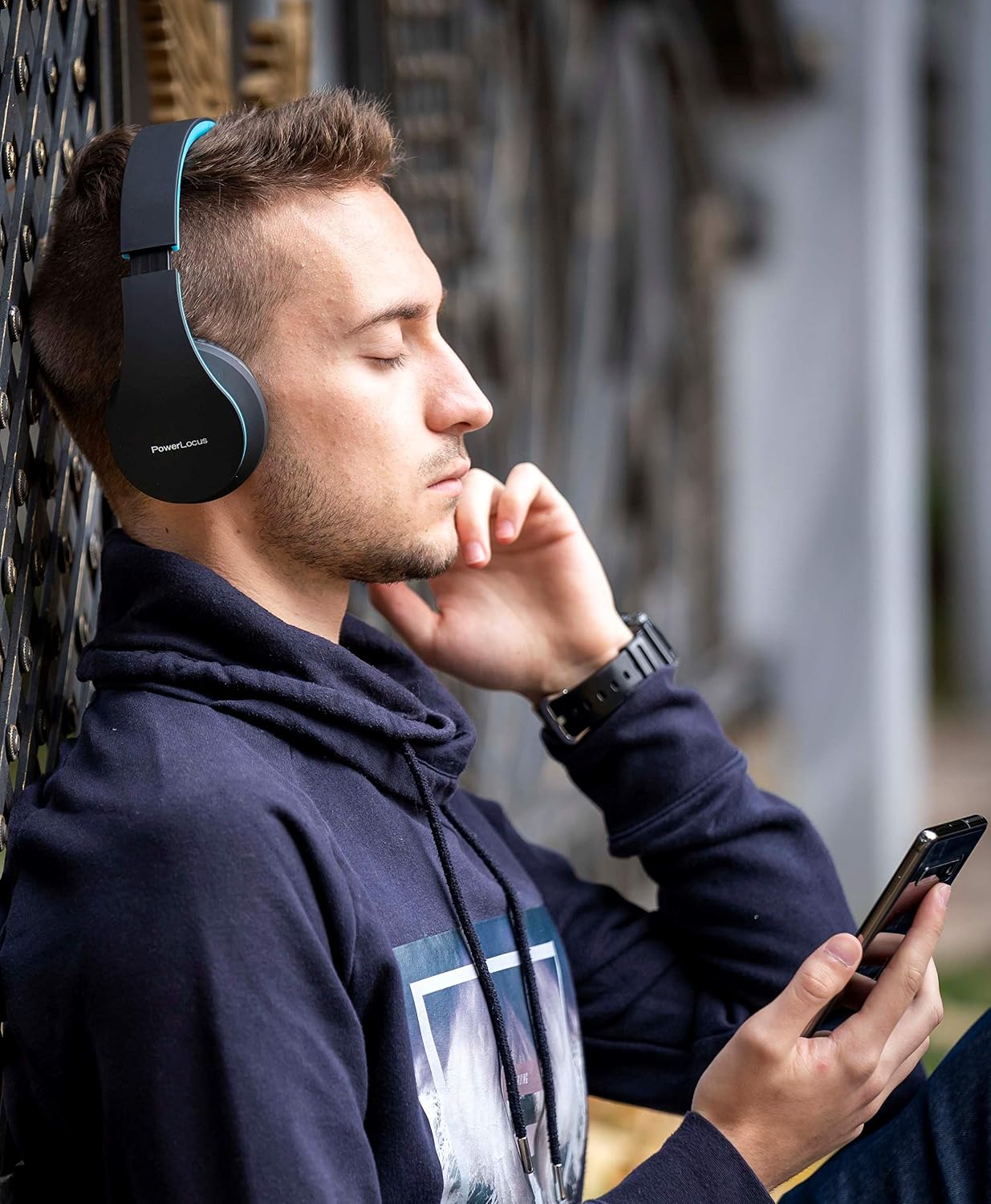 PowerLocus Wireless Bluetooth Over-Ear Stereo Foldable Headphones - Image 4