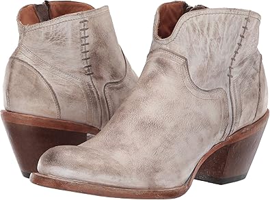 lucchese round toe boots