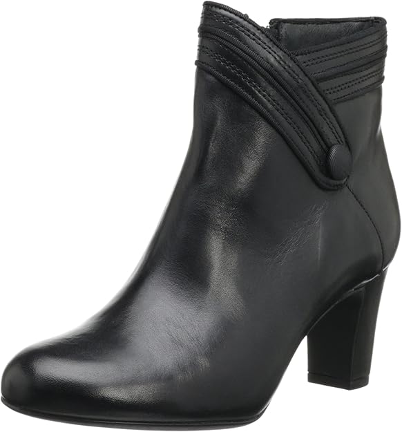 clarks evendale page bootie